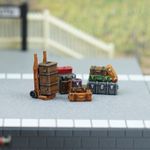 OO Gauge Luggage | Model Railway Suitcase | 1:76 Scale Platform Scenery