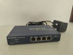 Netgear DS 104 Network Hub