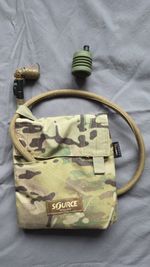 Source Kangaroo 400151 Hydration Bladder 1L With Multicam MOLLE Pouch
