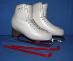 Good Condition - Edea Overture Ice Figure Skates  Size 235 / EU 35 / UK 2.5