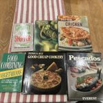 Vintage Cookery Book Bundle x6 – Cheap Cooking, Chicken, Vegetarian & More