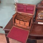 A QUALITY ANTIQUE GOLDEN OAK , FITTED TRAVELLING DESK SET CABINET CIRCA-1900.