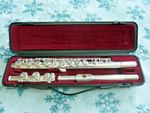Yamaha 211 Flute in Yamaha Case