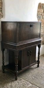 Vintage Jaycee Oak Drinks Cabinet