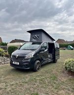 2016 Renault trafic 1.6 pop top camper (4 berth) 97000 miles on the van
