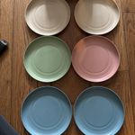 2 x Boxes of eco friendly Multicoloured 6 Inch Wheat Straw Plates New In Box