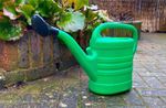 Large 10 Litre Garden Watering Can Green Plastic with Rose & Measuring Scale