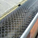 Mesh Gutter guard Wire Net Cover Drain Leaf Debris Clog Protection Netting 2M 4M