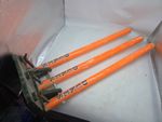 Dukes Wooden Cricket Stumps Wickets Spring Return - Metal Base