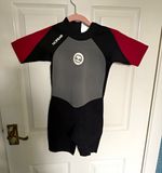 No Fear Children’s Shortie Wetsuit 5-6 yrs Back Zip Black/Grey/Red