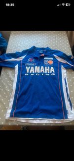 Yahama racing T-shirt size large
