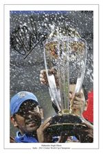 MS DHONI INDIA CRICKET WORLD CUP 11 SIGNED PHOTO PRINT 