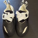 Evolv V6 LV Low Volume Women’s Climbing Shoes UK 7.5 Black/White