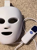 Shark CryoGlow Grey Eye Mask Under-Eye Cooling LED Anti-Ageing Blemish Repair