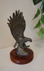 Eagle Brass Figurine Mounted Vintage 19cms high
