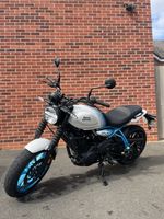 Royal Enfield Guerrilla 450 Brava Blue 2025 - LOW MILES - 1 Owner - RE WARRANTY.