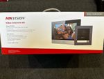 Hikvision DS-KIS602(B)  IP Network Video Intercom Kit