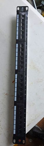 24 Port Cat5e RJ-45 1U 19in Rack Mount Patch Panel Colour Code Label