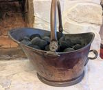 Large Victorian Solid Copper Coal Scuttle / Log Bucket - Coal included. 39.5cm