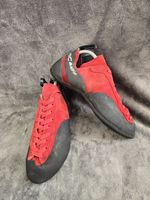 Scarpa Climbing Shoes "Red" Size 9uk