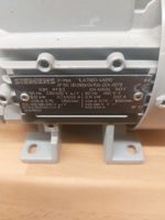 Siemens 1LA7060-4AB10 3 Phase Motor. .14kw @60hz .12kw@50hz