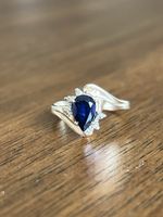 Solid 10k Yellow Gold Pear Cut Sapphire Diamond Ring 2.5 Grams Size 6.75