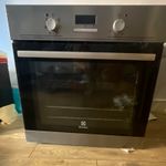 Electrolux Built-In Electric Single Oven Glass Finish Knob Control Silver/Black