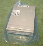 Vintage Sony MPF920 3.5inch 1.44Mb Floppy Drive [FDD]- Ivory Facia - New