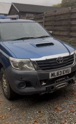 Toyota Hilux 4x4 Double Cab
