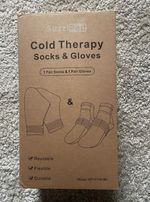 SuzziPad cold therapy socks & gloves Size L