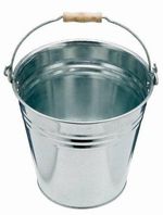 NEW 10L GALVANISED MATEL WATER BUCKAT/STORGE BUCKET WOOD HANDEL.