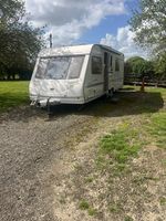 Twin Axil Caravan Fixed bed