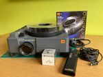 KODAK EKTAPRO 9000 35mm Slide projector, Wired Remote, Boxed Tray & Spare Bulb