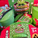 Zuru Christmas Mystery Surprise Green Ball MPN 5 Ages 3+ Years