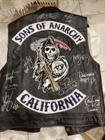 CAST SIGNED SONS OF ANARCHY LEATHER VEST Size MEDIUM