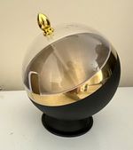Round Metal Ice Bucket with Clear Plastic Dome Lid, Black & Gold Barware