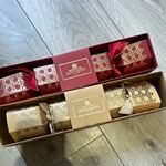 Molton Brown Bath & Shower Gel Gift Set Christmas Crackers each cracker 4x50ml