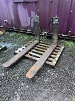 Hydraulic Extending Forklift Forks For Moffett Forklifts 2 Sets Available 