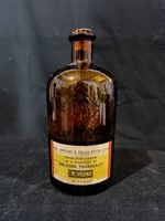 Antique Pharmacy Bottle POISON Quiet Balm Mockery Winters 1940s