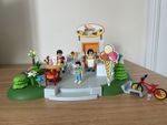 Playmobil 4134 Ice Cream Parlour cafe. Mostly complete.