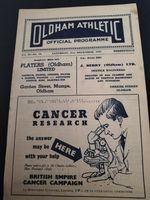 OLDHAM ATHLETIC V ROCHDALE 31ST DECEMBER 1955 SIGNED BY GEORGE HARDWICK