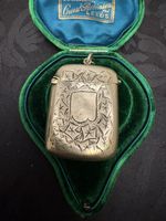 c1910 edwardian E.P. M.S  floral engraved vesta case 21.37g
