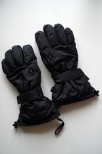 Thinsulate gloves for skiing or winter - in size M