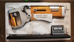 Hollywood Collectibles THE FIFTH ELEMENT Police Blaster Replica RARE