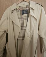 Burberrys Vintage Beige Trench Coat 16 Long Made in England E31159/4