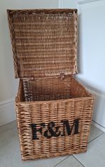 Fortnum and Mason Extra Large 43x42x 40cm Wicker Basket w/ handles X'mas Hamper 