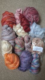 Job Lot Pretty Blends Wool Roving Merino Wool Needle Felting Spinning 850G