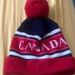 Canada Goose  Pom Pom Bobble  Hat one size 
