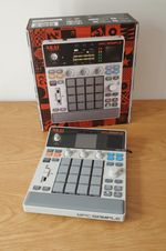 Akai MPC Sample, MINT