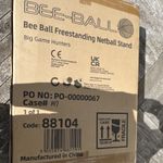 Bee-Ball Freestanding Round-Based Netball Post